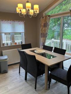 Stunning Lodge With Decking At Oaklands Holiday Park In Essex Ref 39017Rw - 6