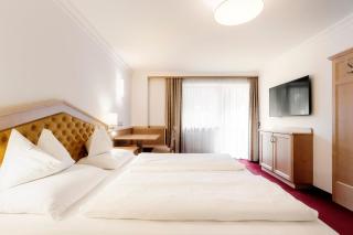 Hotel Ingram - 9