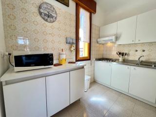 Bright apartment by the sea - 2