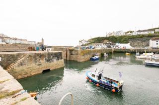 Kota Restaurant & Rooms - Porthleven - 9