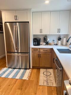 Modern Family Home in Middletown, RI- just 4 mi to Newport! - Middletown - 2
