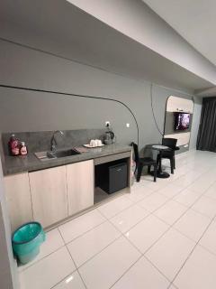 We Stay Studio Room Aeropod Near Airport,KKCity,TgAru Beach-6Pax - Kota Kinabalu - 5