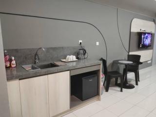 We Stay Studio Room Aeropod Near Airport,KKCity,TgAru Beach-6Pax - Kota Kinabalu - 3
