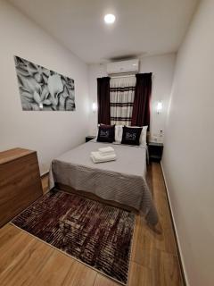 B&S Accommodation Seafront Duplex Penthouse - Marsaskala - 5