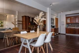 Relux Sea View 2 Bedroom Apartment by BluPine - Athens - 5