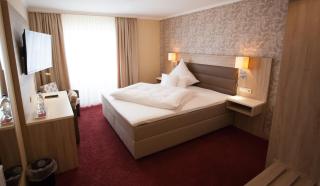 Hotel Restaurant Zur Post Lohfelden - Kassel - 9