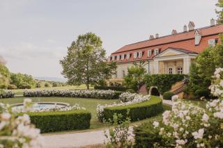 Hotel Château Bela - Belá - 0