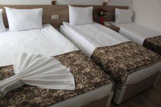 Rozza Hotel - 8