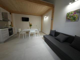 Ardizzone Home 1 - 4