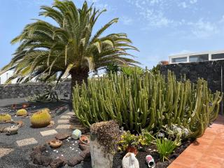 Villa Burgao - Playa Blanca - 1