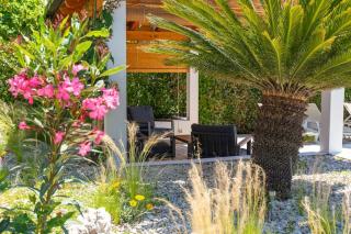 Apartman Lucija with private pool - Žrnovnica - 3