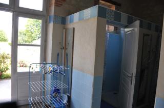 EMPLACEMENT BUCOLIQUE DE CAMPING dans le parc du château - Attention tente et matériels non fournis et sans possibilité de faire courir une rallonge pour se raccorder à l'électricité - 4