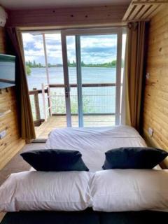 Lake View Lodge Pod - Chichester - 6