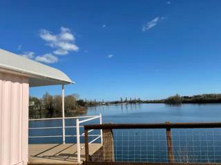 Lake View Lodge Pod - Chichester - 4