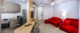 Red Luxury Apartment Lake On - 7