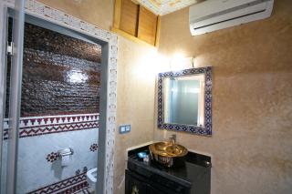 Hotel & Ryad DALILA - 4