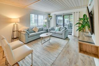 Walk to Shore Condo with Balconies in Myrtle Beach! - Myrtle Beach - 7