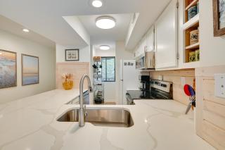 Walk to Shore Condo with Balconies in Myrtle Beach! - Myrtle Beach - 3