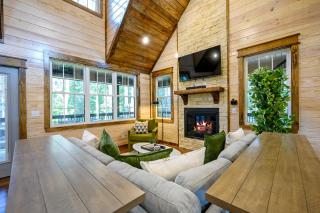 Family-friendly Broken Bow Cabin - Spa, Game Room - Broken Bow - 0
