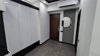 DELUXE Modernly Renovated 2 Bedroom + 2 Bathroom Apt by REPUBLIC SQUARE - Yerevan - 8