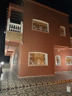 AYOR FES - - 1