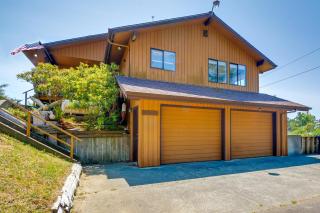 Westport Retreat with Pool Table Walk to State Park - 8