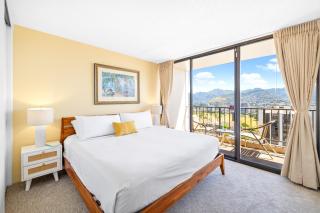 Stunning Mountain View Condo, Near Beach with Parking - Honolulu - 8