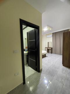 Modern design apartment 4 bedroom N4-sheikh Zayed شقة فندقية - الشيخ زايد- عوائل - Città del 6 ottobre - 1