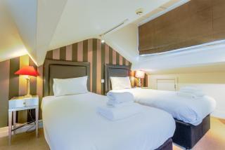 The Tophams Hotel - 7