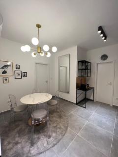 Neu renoviertes Apartment - Zentrum - Küche - Klima - Wlan - 6