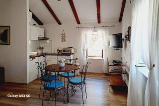 Apartments and rooms by the sea Vis - 2452 - Vis - 1