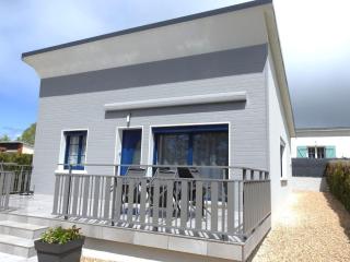 Gîte au bord du lac avec terrasse, idéal pour la famille - FR-1-611A-17 - Villegusien Le Lac - 9
