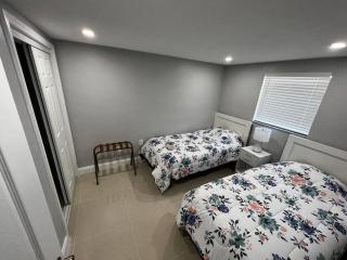 Comfy 2 bedroom apartment - Port Richey - 1