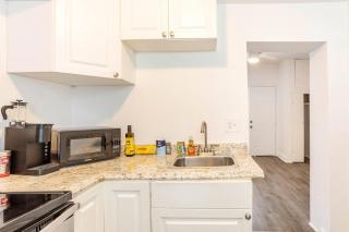 Lovely historic apt near Amelia Arena + Hyde Park - Tampa - 8