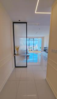 SkyPool with Seaview 8pax Beacon Executive Suites - Georgetown City Centre - 3km to Komtar - George Town - 1