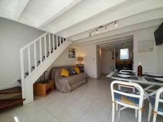 Maison cosy 3 pièces avec terrasse à 800m de la plage - Wifi, lave-vaisselle, parking public - FR-1-477-238 - 6