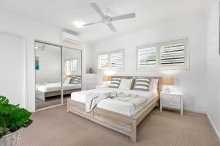 5 The Courtyards Townhouse Close to Beach and Shops - Sunshine Beach - 2