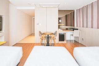 The First70 Hotel - 5