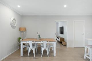 Wait 'N' Sea by Ready Set Stay - in Cowes - BYO LINEN & TOWELS - Cowes - 2
