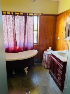 GOLDEN LACE B&B - Sarina - 7
