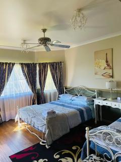 GOLDEN LACE B&B - Sarina - 6