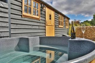 The Garden Rooms at Lonton - 3