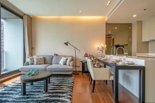 Luxury 1Bed 1Bath 300m BTS Phrom Phong, Emporium EmSphere EmQuartier - Bangkok - 0