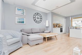 Lux Holiday House Posejdon with Parking by Renters Prestige - Kołczewo - 6