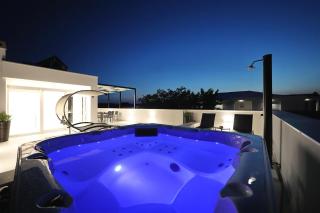 Villa NOCTURNO #pool #jacuzzi #fitness #konoba - Bibinje - 1
