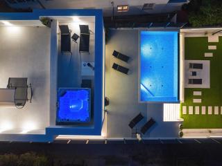 Villa NOCTURNO #pool #jacuzzi #fitness #konoba - Bibinje - 7