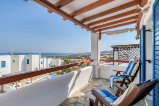 Lovely Apartment With Shared Pool - 0