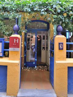 HOTEL RESTAURANT CORTIE - Thuir - 0