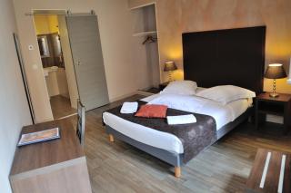 HOTEL RESTAURANT CORTIE - Thuir - 3