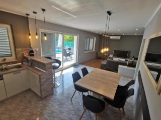 Holiday Home Villa Marija - Radošić - 6